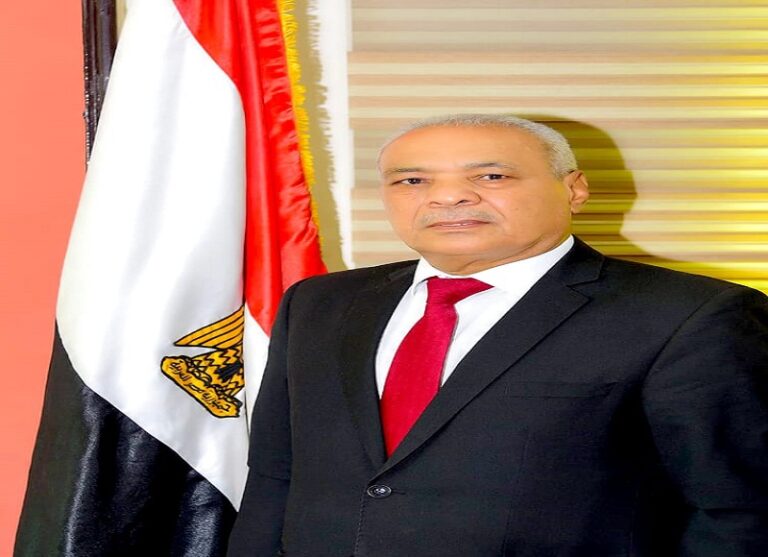 رئيس النيابة الإدارية المستشار عبد الراضي صديق