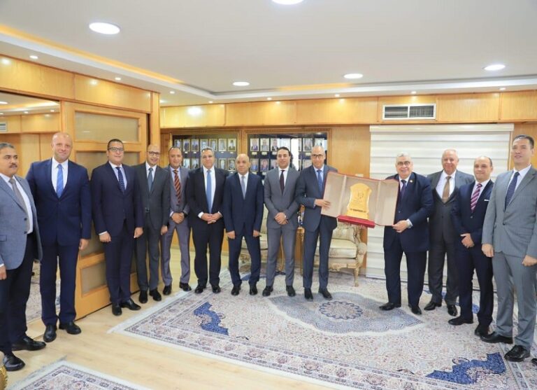 الأمانة العامة لمجلس الدولة تُكرم المستشار أحمد عبود