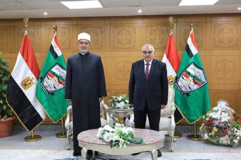 مفتي الجمهورية يزور رئيس هيئة قضايا الدولة لتهنئته بتوليه المنصب رسميًا