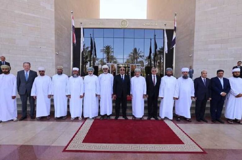 وزير العدل يستقبل وفدًا قضائيًا من سلطنة عُمان