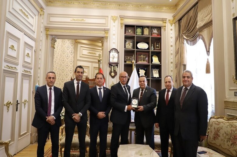 القاضي عاصم الغايش يستقبل رئيس الهيئة الوطنية للانتخابات والوفد المصاحب له بدار القضاء العالي