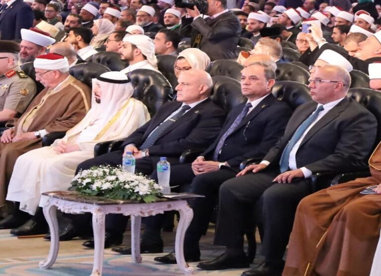 رئيس النيابة الإدارية يشارك في الجلسة الافتتاحية لمؤتمر صناعة المفتي الرشيد