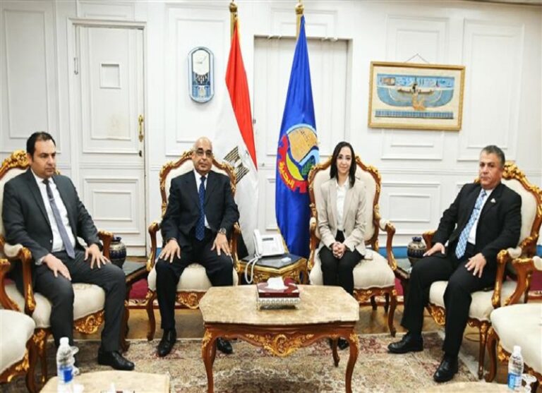 محافظ البحيرة تستقبل وزير العدل وتشيد بجهود الوزارة