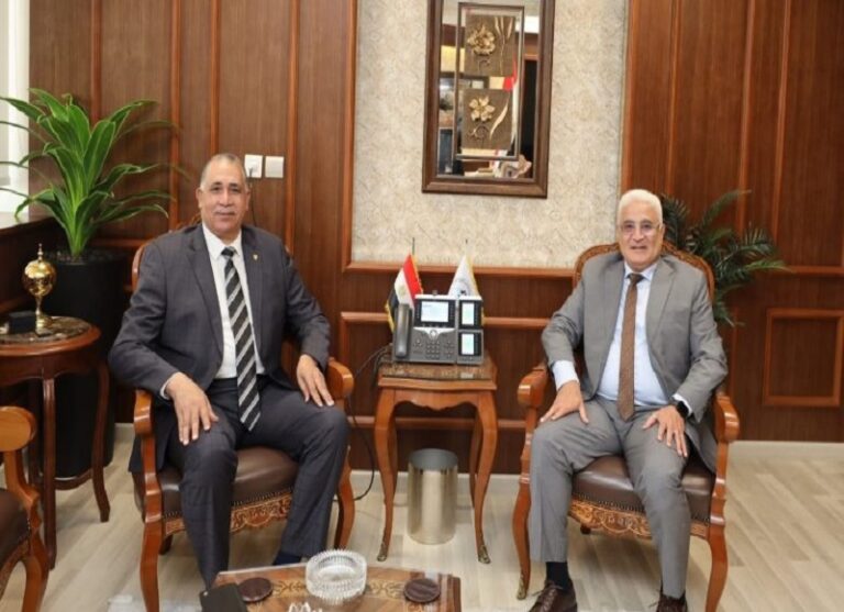 نقيب المحامين يلتقي رئيس الهيئة القومية للتأمين الاجتماعي لبحث أوجه التعاون المشترك