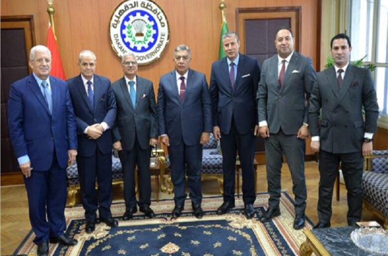 محافظ الدقهلية يستقبل وفد هيئة قضايا الدولة بالمنصورة لبحث عدد من الملفات القضائية