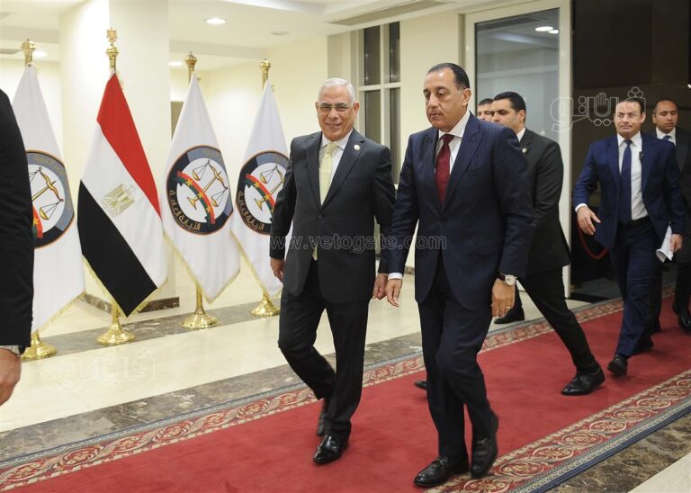 مدبولي: النيابة العامة سلمت البنك المركزي 265 كيلو جرام سبائك ذهبية قيمتها مليار و650 مليون جنيه