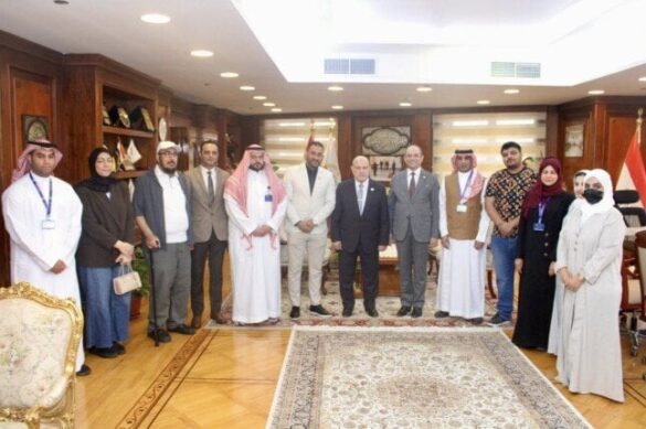 النيابة الإدارية تستقبل وفدًا من طلبة القانون بالجامعة الخليجية لتعريفهم برسالتها