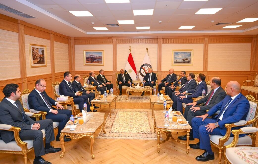 وزير العدل يثمن علي ما تبذله النيابة العامة لتحقيق العدالة وحماية الحقوق