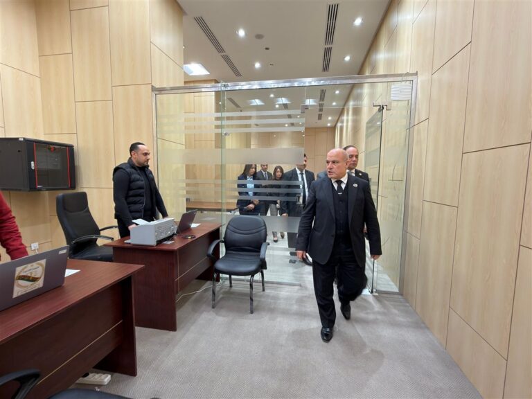 رئيس النيابة الإدارية يتفقد استعدادات سحب وتقديم ملفات مسابقة المعاونين دفعة 2024