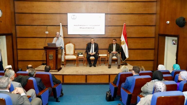 60 عضوا بالنيابة الإدارية يتسلمون شهادات حول المهارات القيادية والذكاء الاصطناعي