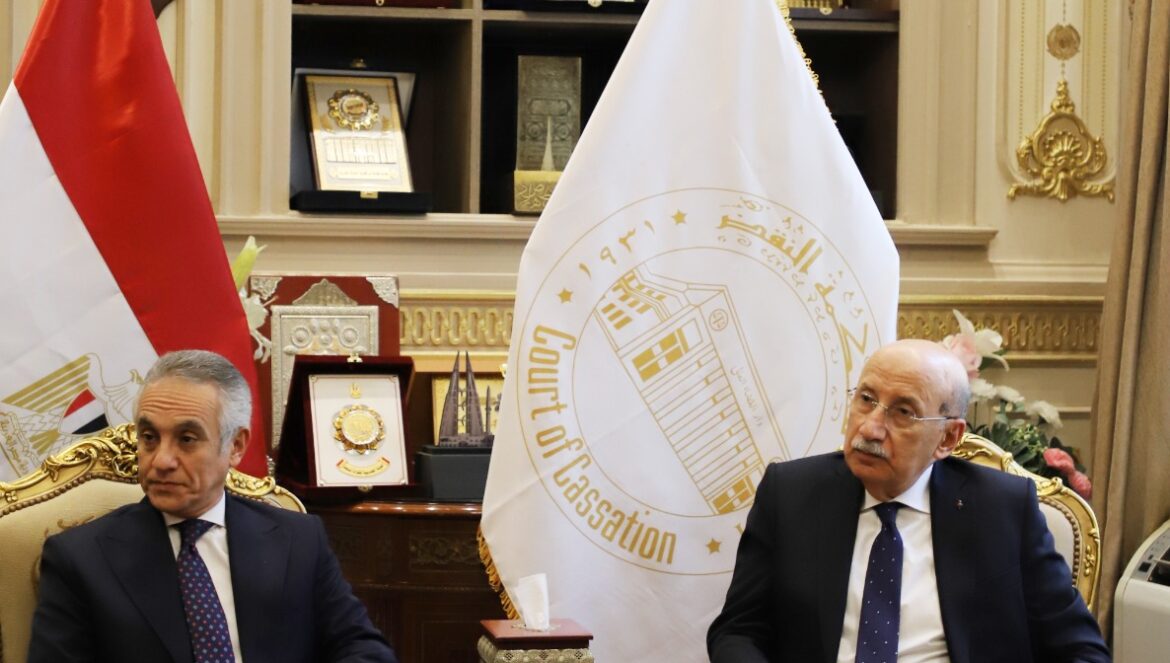 رئيس محكمة النقض يستقبل وزير العدل لتوقيع بروتوكول التحول الرقمي للعدالة
