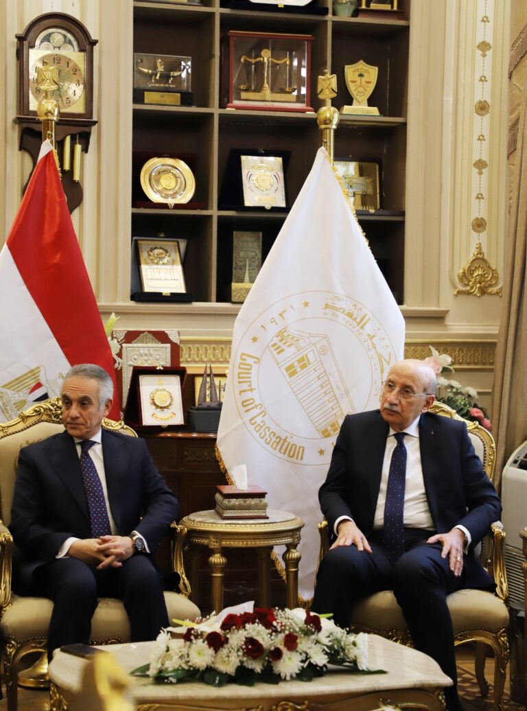 رئيس محكمة النقض يستقبل وزير العدل لتوقيع بروتوكول التحول الرقمي للعدالة