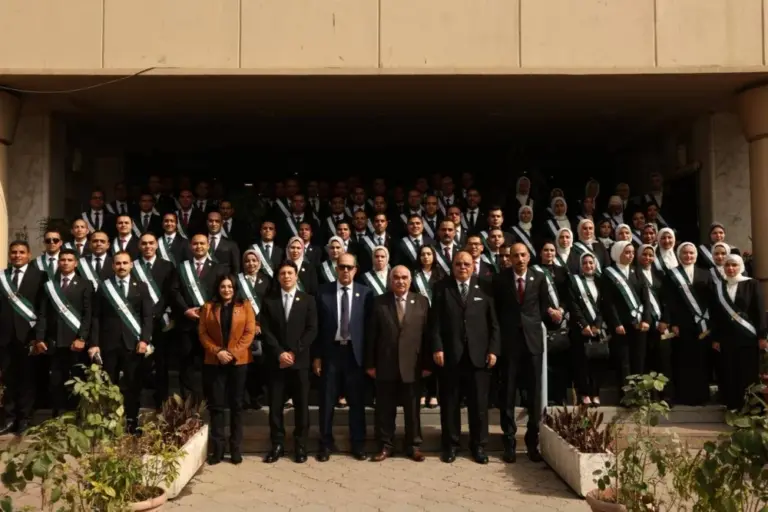 رئيس هيئة قضايا الدولة ووزير العدل يشهدان مراسم حلف اليمين للدفعة الجديدة