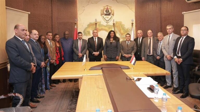 عبدالحليم علام يبحث مع وفد اتحاد المحامين الأفارقة ترتيبات المؤتمر السنوي بالقاهرة